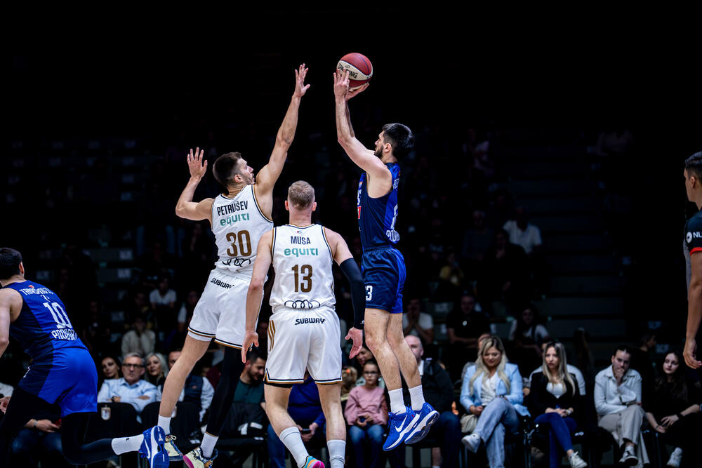 Kluž je sudbina Budućnosti - "plavo-bijeli" nakon novog poraza od...