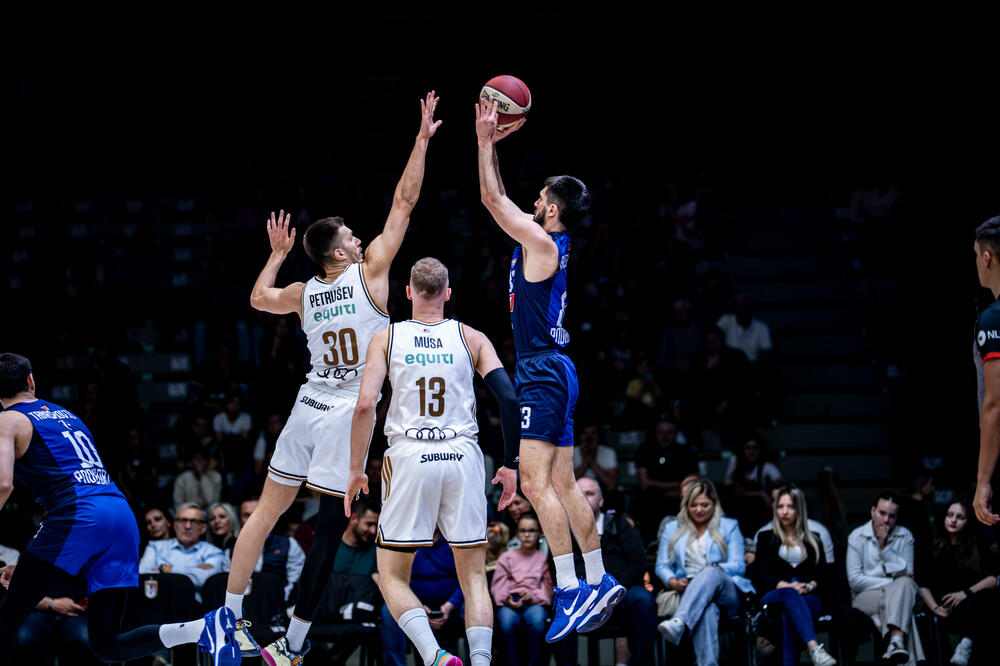 Butej tokom meča sa Dubaijem u Zetri, Foto: Dubai Basketball