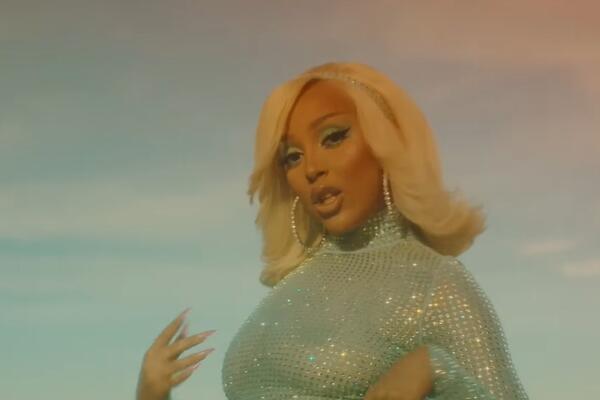 Doža Ket: Roblox vole pedofili