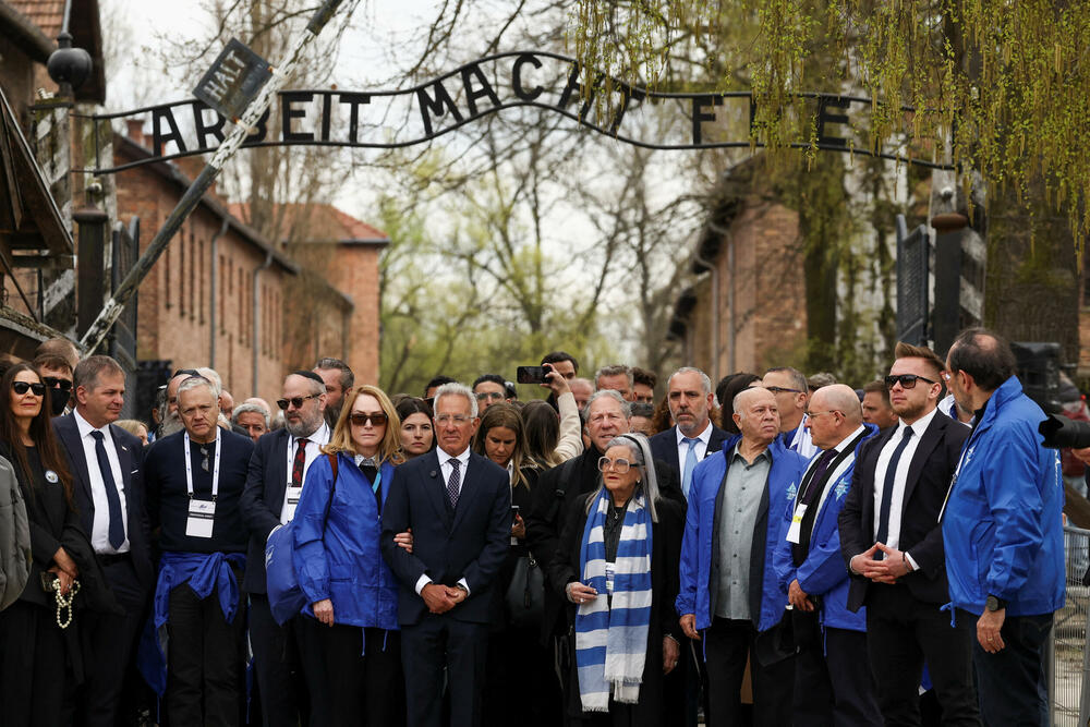 <p>Marš u Poljskoj održan je na Dan sjećanja na žrtve Holokausta po jevrejskom kalendaru<br /> </p>