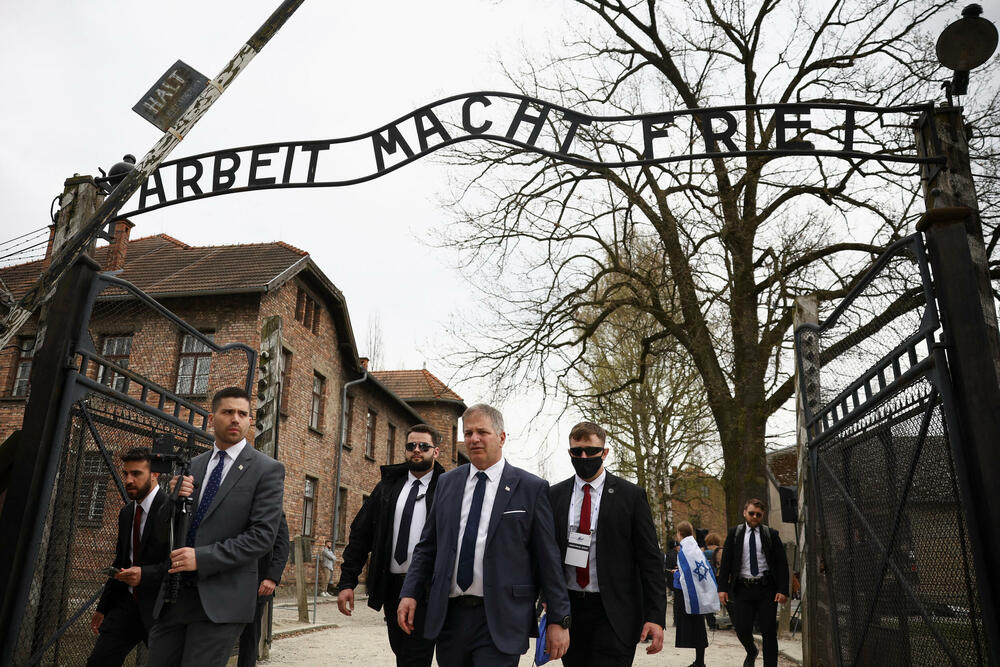 <p>Marš u Poljskoj održan je na Dan sjećanja na žrtve Holokausta po jevrejskom kalendaru<br /> </p>