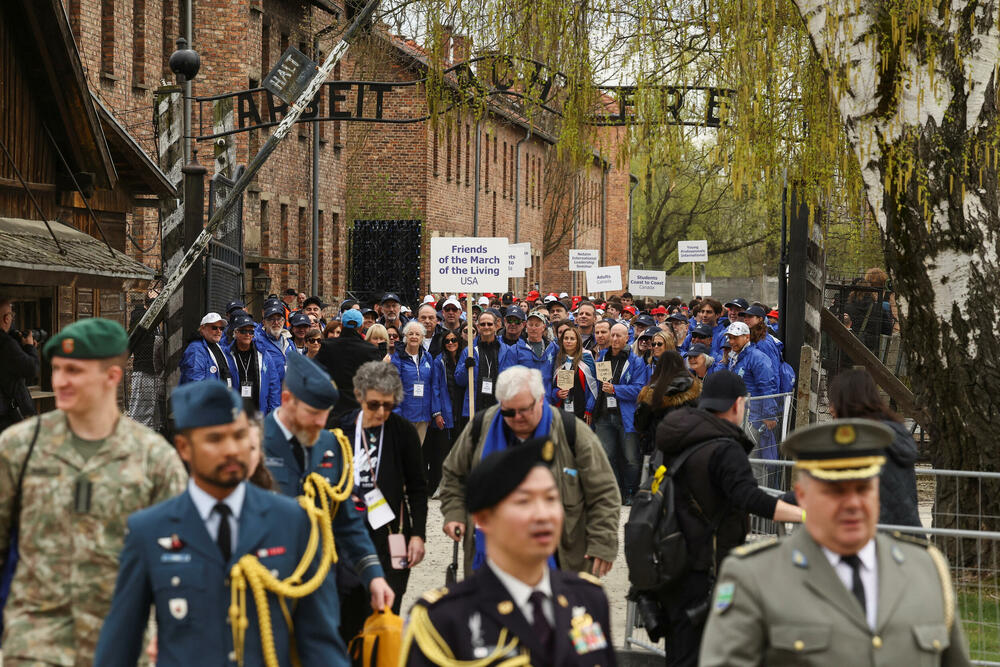 <p>Marš u Poljskoj održan je na Dan sjećanja na žrtve Holokausta po jevrejskom kalendaru<br /> </p>