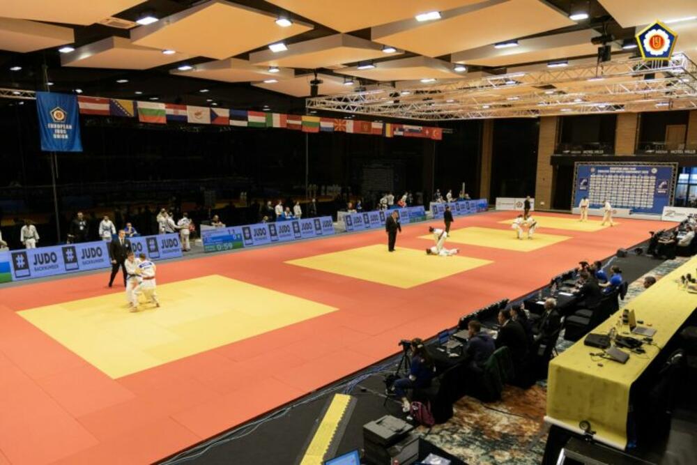 Mladi crnogorski džudisti osvojili 11 medalja u Sarajevu