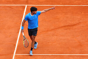 Alkaras preko Virtanena do osmine finala turnira u Barseloni