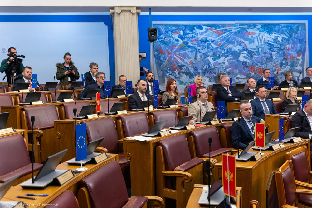 Bečićevi poslanici još u kreditima