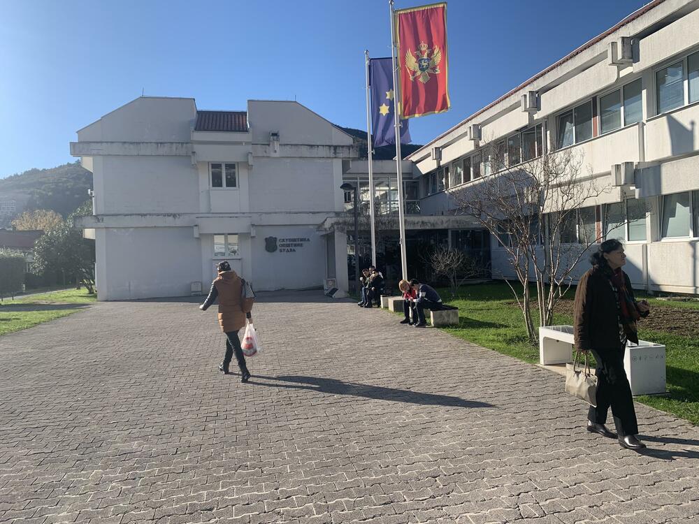 Provjeravaju diplome i zapošljavanja: Upravna inspekcija izuzela...