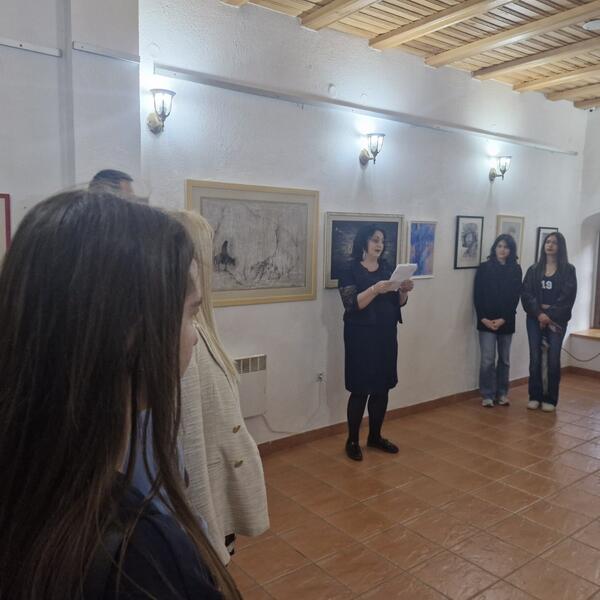 Otvorena izložba slika učenika i profesora