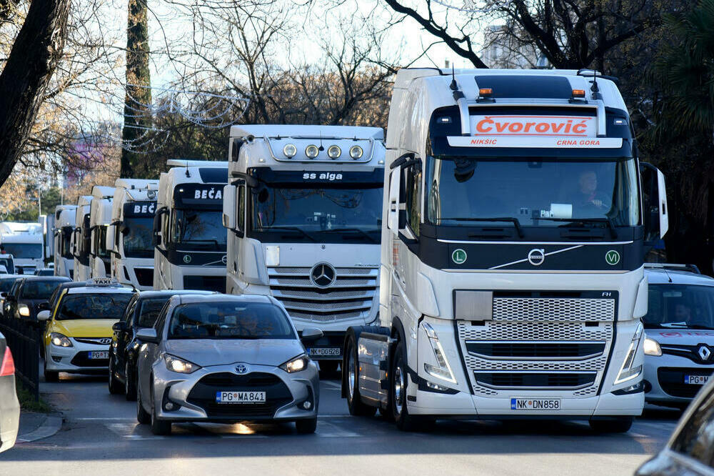 Nezadovoljni već mjesecima: protestna vožnja krajem 2025., Foto: Luka Zeković
