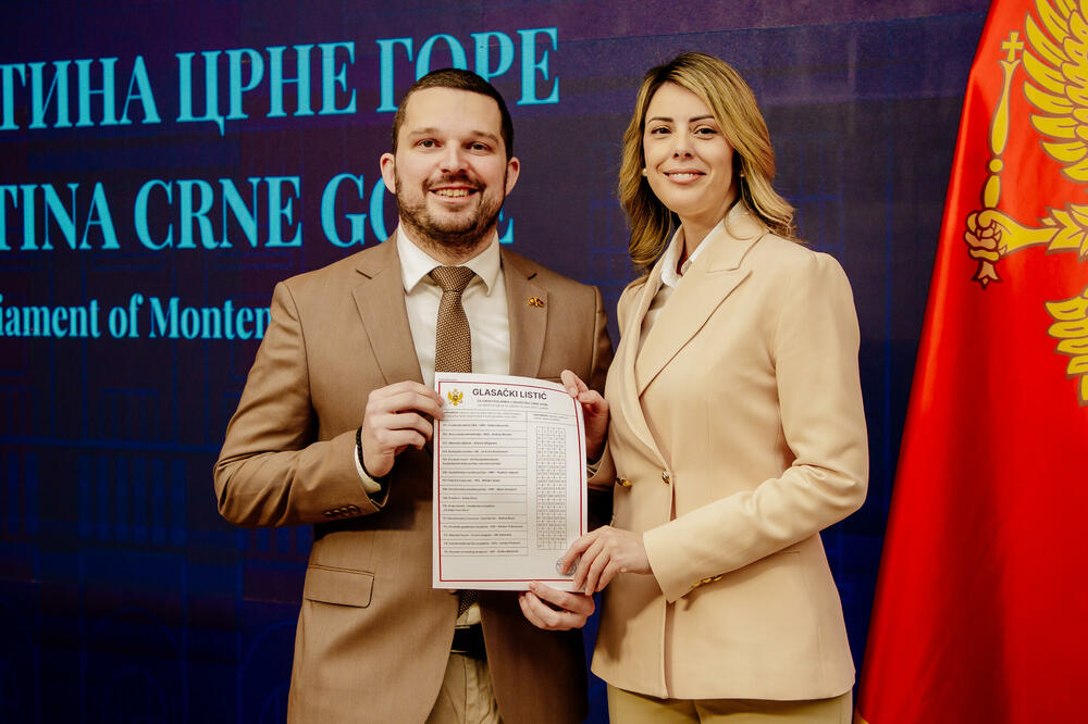 Funkcioneri Građanskog pokreta URA Zoran Mikić i An a Novaković Đurović, Foto: Građanski pokret URA