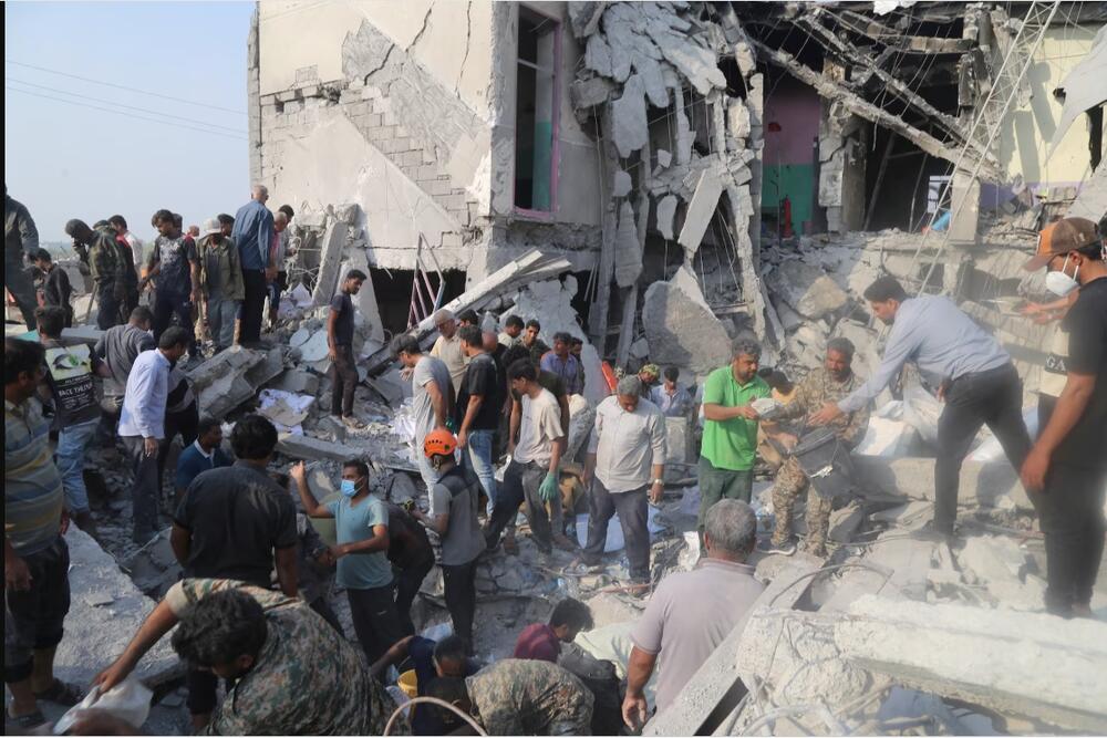 U napadu na školu u Iranu stradalo je preko 175 ljudi, uglavnom djece