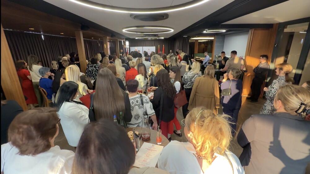 Prva konvencija Foruma žena Demokrata: Žene moraju predvoditi...