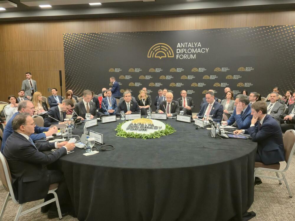 Antalijski diplomatski forum