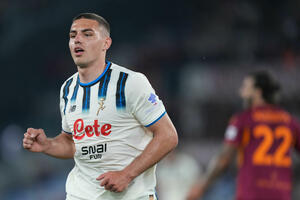 Elitni napadač: Krstović u Rimu stigao do dvocifrenog broja golova...