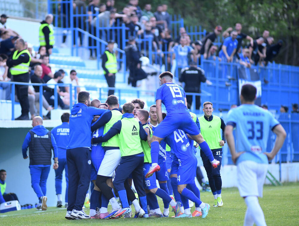 CFL UŽIVO: Derbi u Tuzima, Sutjeska dočekuje Jezero, Mornar protiv...