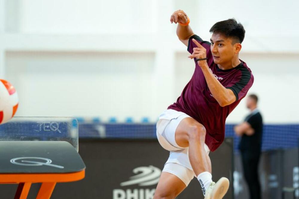 U sali Srednje mješovite škole na Golubovcdima se igrao dobar tekbol, Foto: Tekbol savez Crne Gore