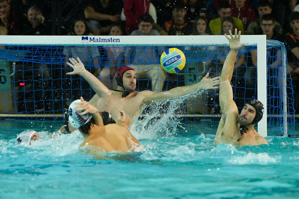 Balša Vučković i drugovi nisu mogli protiv moćnoig rivala, Foto: VRL/Slobodan Sandić