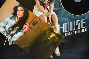 Sud odbacio tužbu Miča Vajnhausa