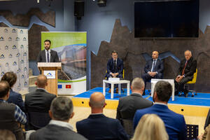 Harmonizacija zakonodavstva i jačanje institucija u pomorskom...