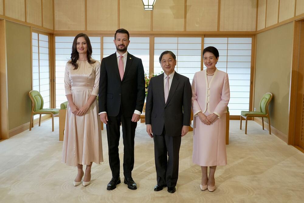 Milatović se sastao sa japanskim carem Naruhitom, pozvao ga da...