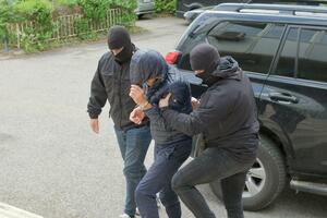 Glave došli i Šaranoviću: Više osoba uhapšeno u akciji Specijalnog...