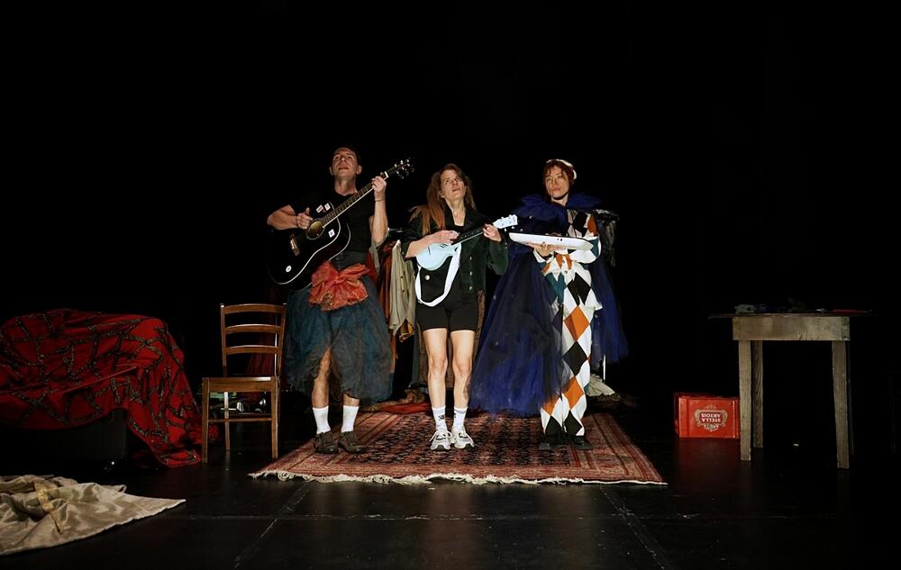 Teatar Exit: Armagedonci