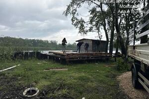 Počelo uklanjanje nelegalnih objekata na Bojani: srušene dvije...