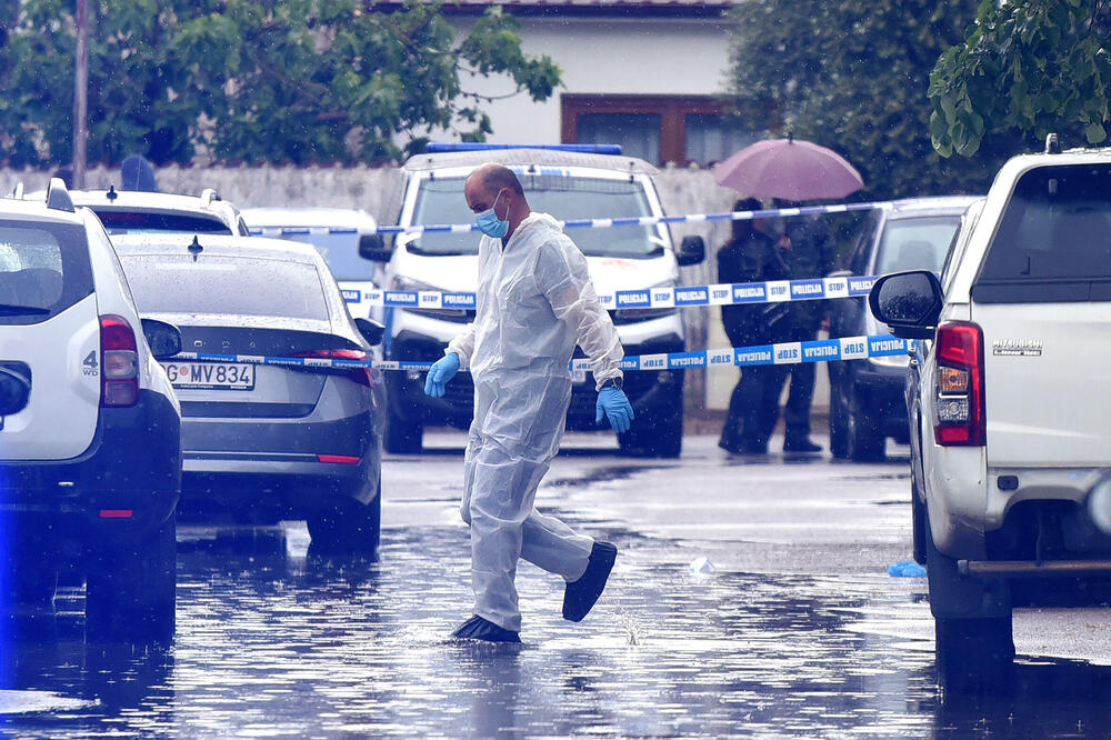 Uviđaj nakon trostrukog ubistva, Foto: Boris Pejović
