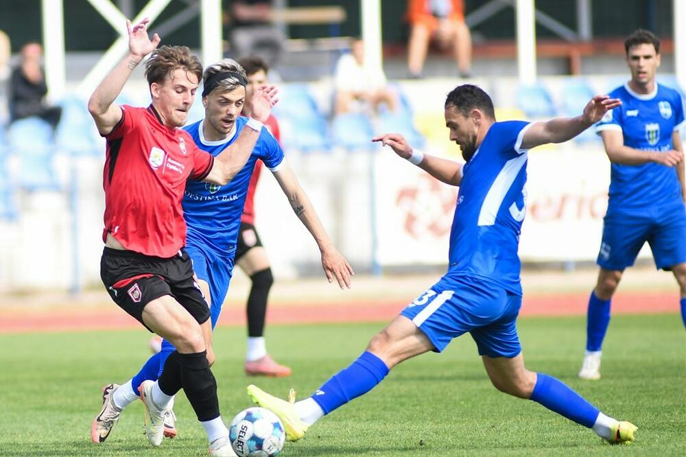 Dečić i Mornar igrali su finale prošle godine: Bajović u duelu sa Baranima, Foto: FSCG