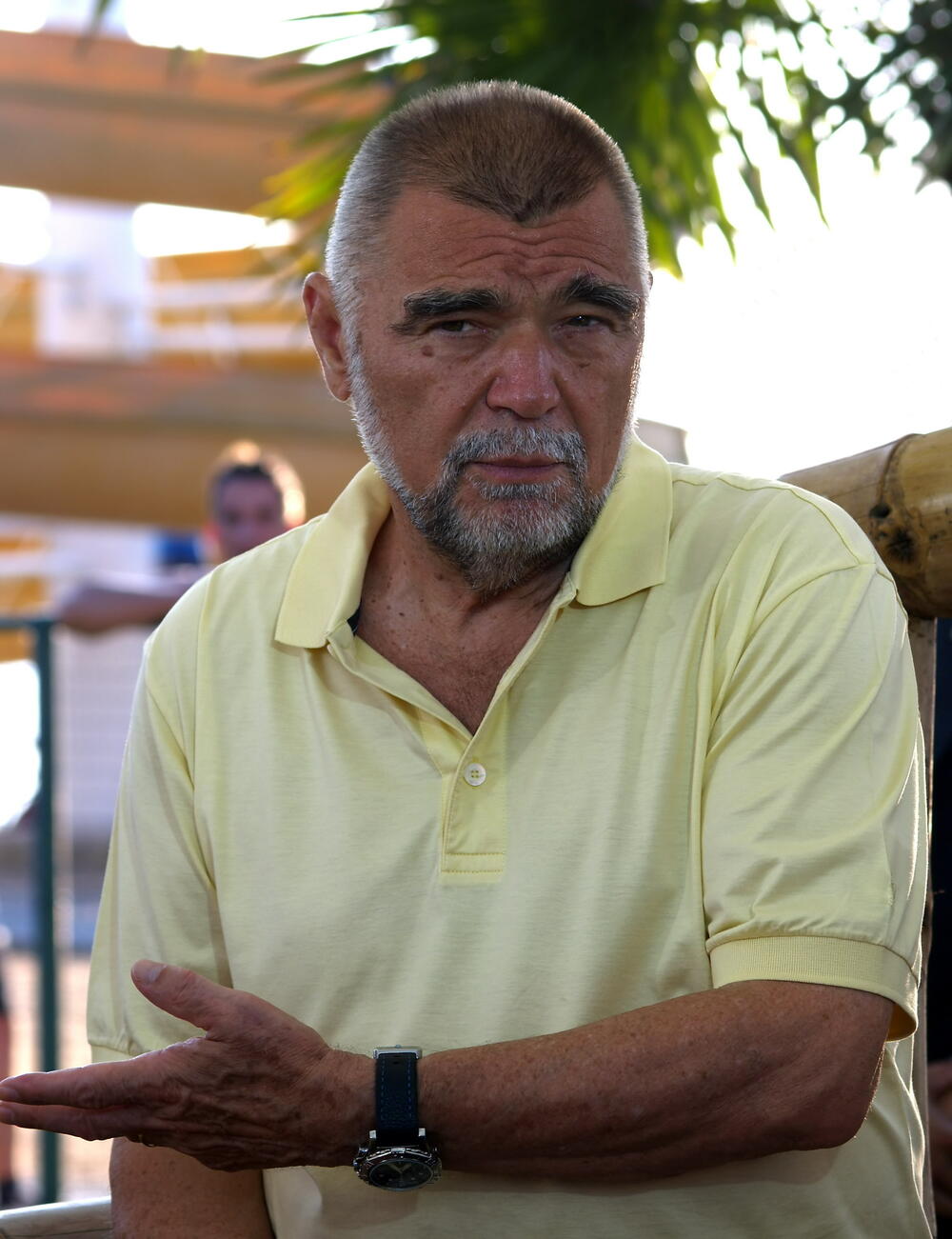 Mesić u Jasenovcu optužio državni vrh da toleriše relativizaciju...