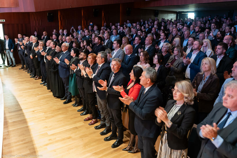 Parlament ćuti o tome ko se odazvao pozivu, a ko ga je odbio: detalj s događaja u Muzičkom centru, Foto: Skupština