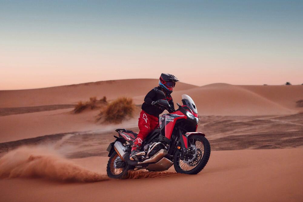 <p>HONDA za 2026. godinu donosi snažnu i tehnološki naprednu ponudu motocikala, namijenjenih kako avanturistima, tako i urbanim vozačima i ljubiteljima sportskog karaktera. Pouzdanost, inovacije i vrhunske performanse ostaju ključni aduti svakog modela.</p>