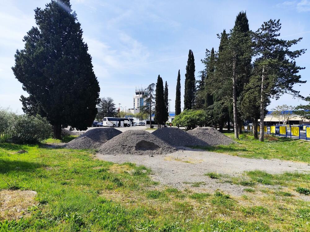 Strugani asfalt Tivat