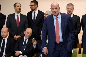 Ambasador SAD pri NATO: Rekao sam Vučiću da strateški pravac...