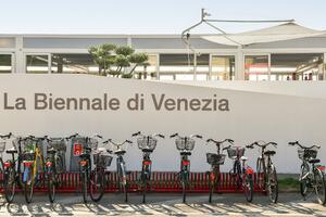 Rojters: Žiri Venecijanskog bijenala neće razmatrati umjetnike iz...