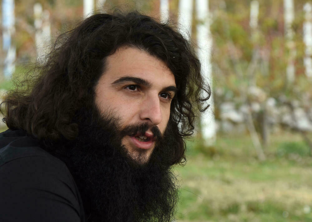 Prvi crnogorski AI album- eksperiment nad društvom koje opsesivno...