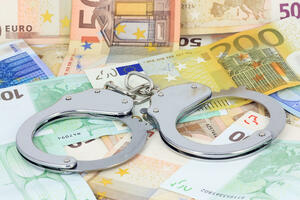 Vile kupovali i bjegunci s potjernica: Finansijsko-obavještajna...