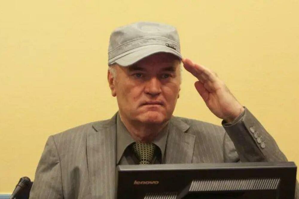 Ratko Mladić u sudnici u Hagu, Foto: Getty Images