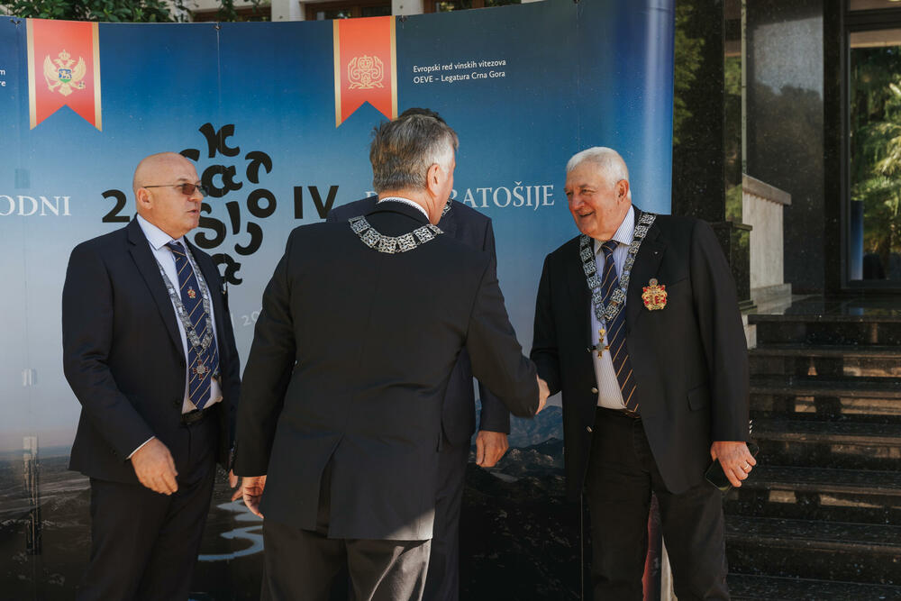 <p>Svečanost je održana u petak u Vili Gorica, pod pokroviteljstvom predsjednika Crne Gore, Jakova Milatovića, u organizaciji Evropskog reda vinskih vitezova &ndash; Legatura Crna Gora</p>