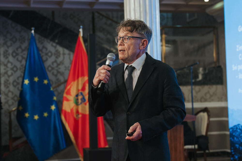 <p>Svečanost je održana u petak u Vili Gorica, pod pokroviteljstvom predsjednika Crne Gore, Jakova Milatovića, u organizaciji Evropskog reda vinskih vitezova &ndash; Legatura Crna Gora</p>