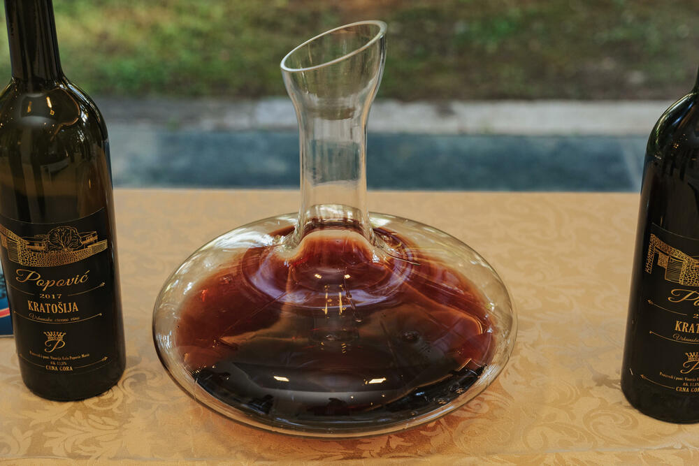 <p>Svečanost je održana u petak u Vili Gorica, pod pokroviteljstvom predsjednika Crne Gore, Jakova Milatovića, u organizaciji Evropskog reda vinskih vitezova &ndash; Legatura Crna Gora</p>