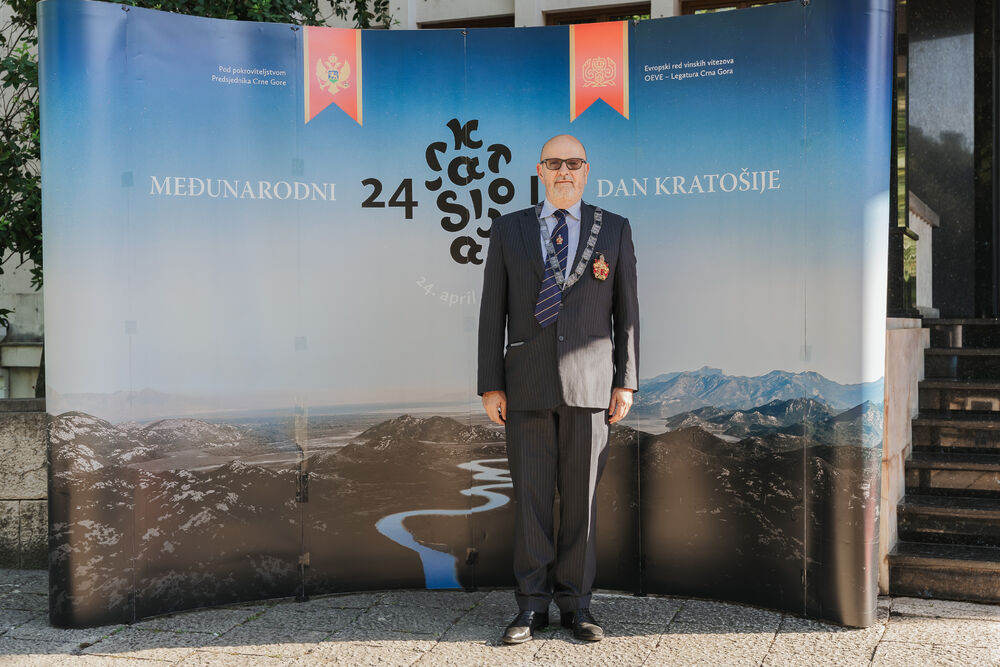 <p>Svečanost je održana u petak u Vili Gorica, pod pokroviteljstvom predsjednika Crne Gore, Jakova Milatovića, u organizaciji Evropskog reda vinskih vitezova &ndash; Legatura Crna Gora</p>