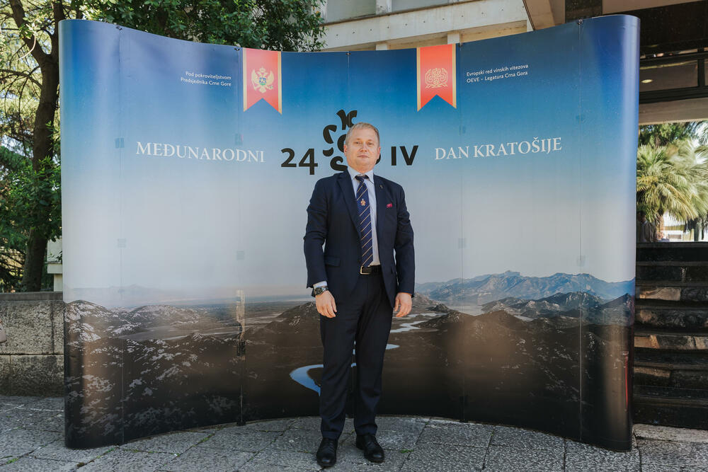 <p>Svečanost je održana u petak u Vili Gorica, pod pokroviteljstvom predsjednika Crne Gore, Jakova Milatovića, u organizaciji Evropskog reda vinskih vitezova &ndash; Legatura Crna Gora</p>