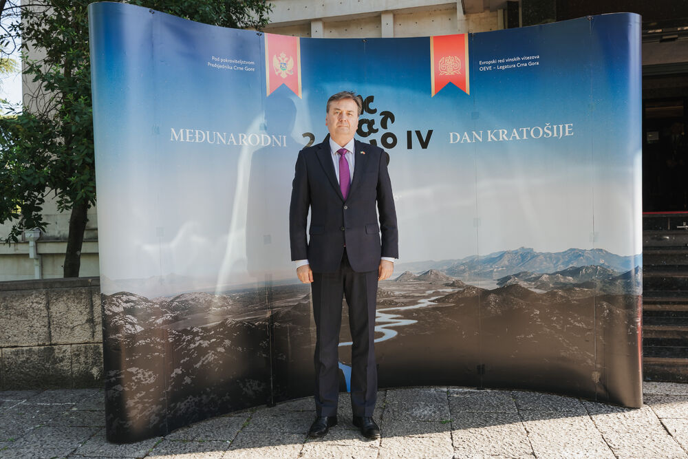 <p>Svečanost je održana u petak u Vili Gorica, pod pokroviteljstvom predsjednika Crne Gore, Jakova Milatovića, u organizaciji Evropskog reda vinskih vitezova &ndash; Legatura Crna Gora</p>