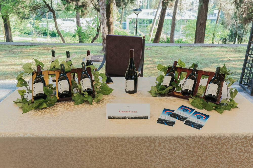 <p>Svečanost je održana u petak u Vili Gorica, pod pokroviteljstvom predsjednika Crne Gore, Jakova Milatovića, u organizaciji Evropskog reda vinskih vitezova &ndash; Legatura Crna Gora</p>