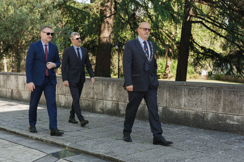 <p>Svečanost je održana u petak u Vili Gorica, pod pokroviteljstvom predsjednika Crne Gore, Jakova Milatovića, u organizaciji Evropskog reda vinskih vitezova &ndash; Legatura Crna Gora</p>