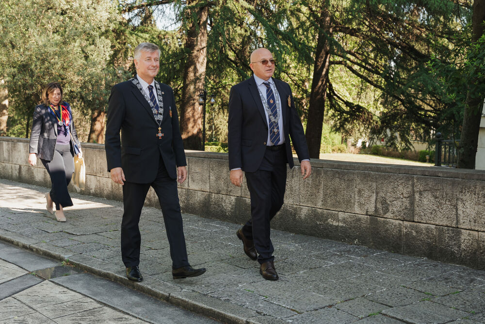 <p>Svečanost je održana u petak u Vili Gorica, pod pokroviteljstvom predsjednika Crne Gore, Jakova Milatovića, u organizaciji Evropskog reda vinskih vitezova &ndash; Legatura Crna Gora</p>