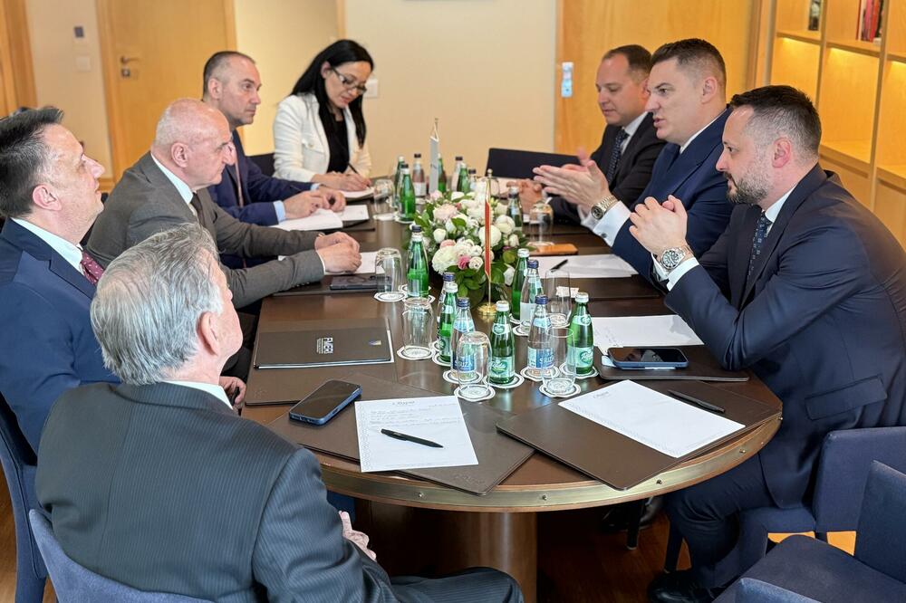 Sa sastanka, Foto: Ministarstvo energetike i rudarstva