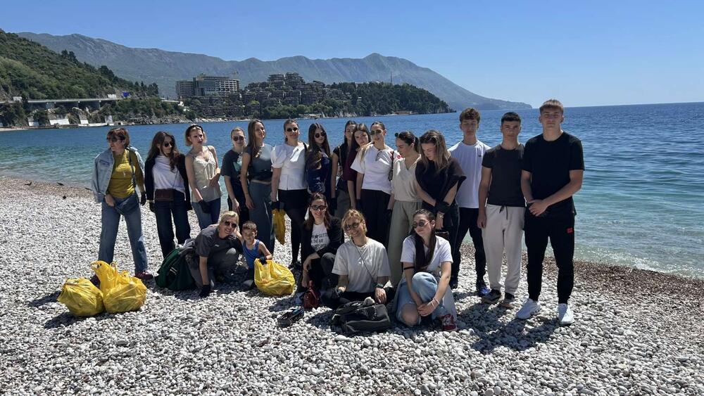 <p>Koncept akcije zasniva se na ideji da je za pozitivnu promjenu dovoljno izdvojiti svega sedam minuta kako bi se napravio vidljiv pomak u očuvanju životne sredine</p>