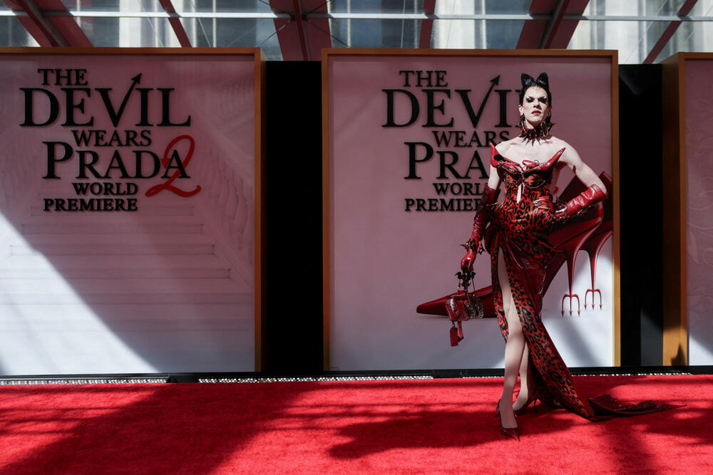 <p>Film "Đavo nosi Pradu 2" počinje bioskopsku distribuciju širom svijeta 29. aprila</p>