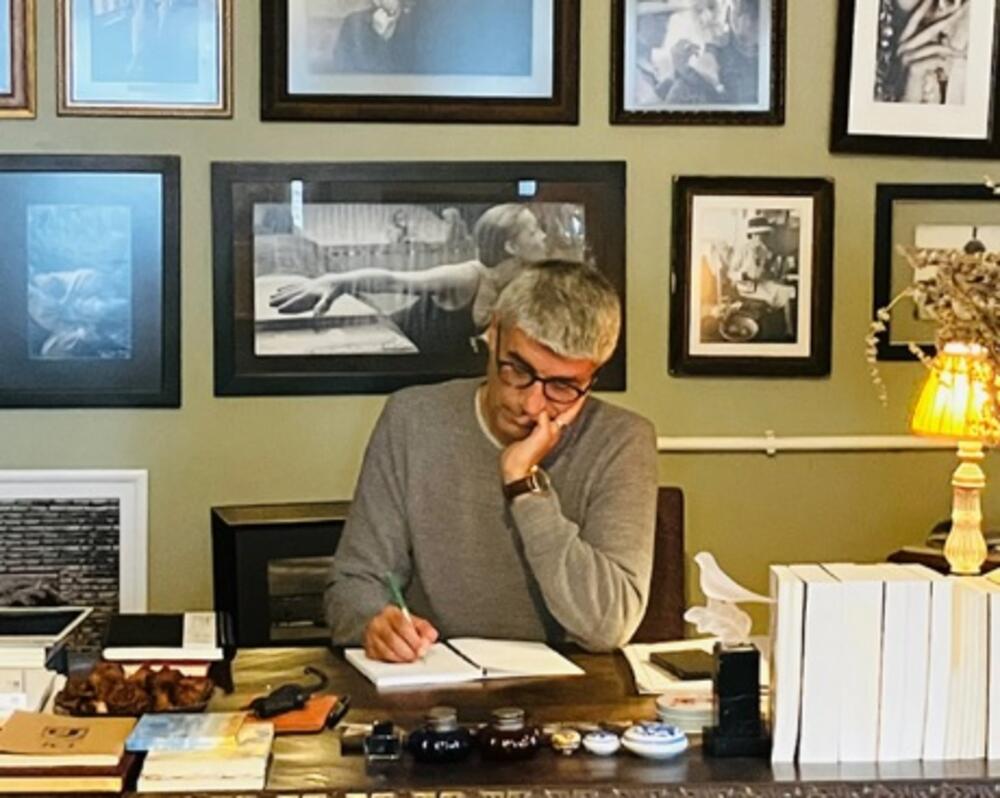 Ljubav iza rešetaka: priča kurdskog pjesnika koji je 30 godina...